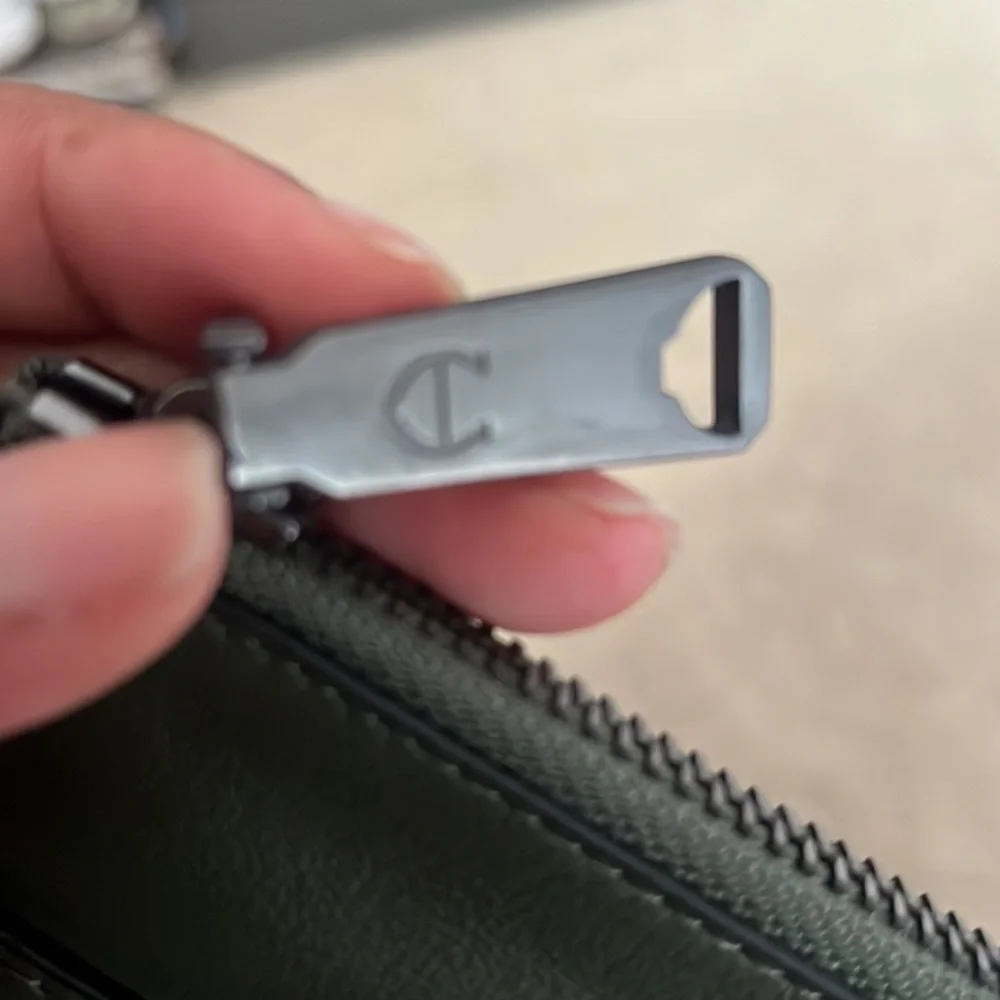 Etienne Aigner Adeline handle wristlet - Picture 3 of 5